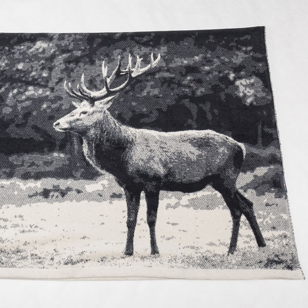 Scenic Stag Throw