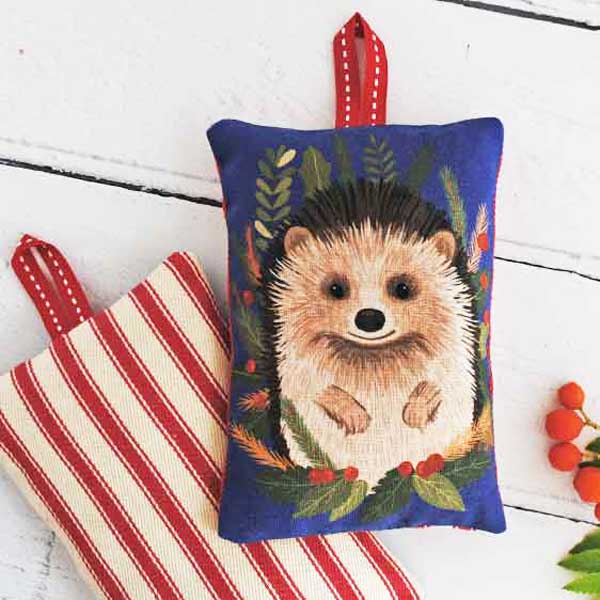 Christmas Cabin lavender bag