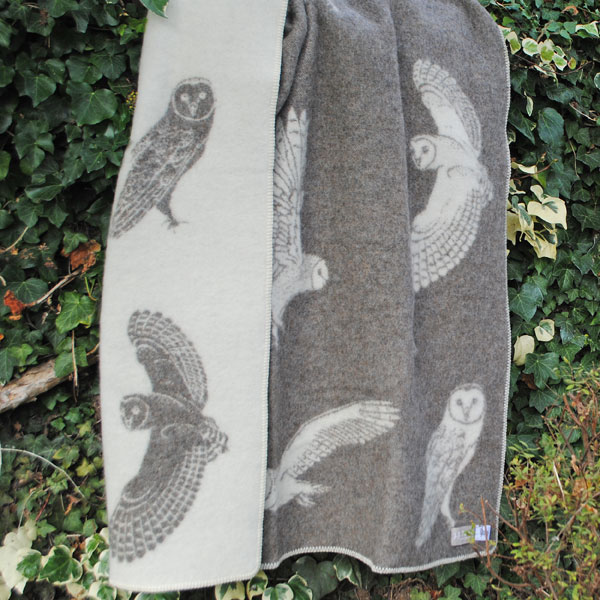 Owl Wool Throw