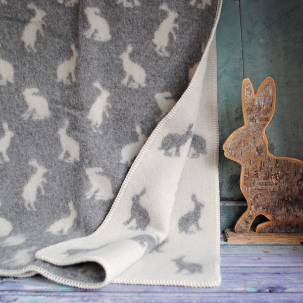 Little Hares Throw